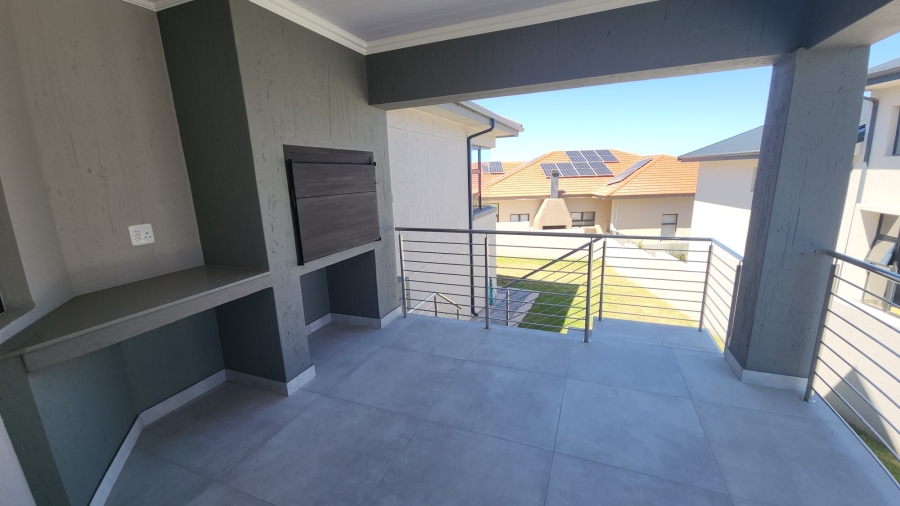 3 Bedroom Property for Sale in Monte Christo Western Cape
